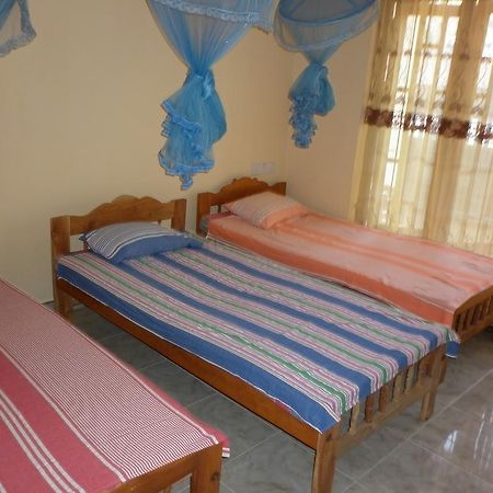 Seetha'S Hostel Negombo Extérieur photo