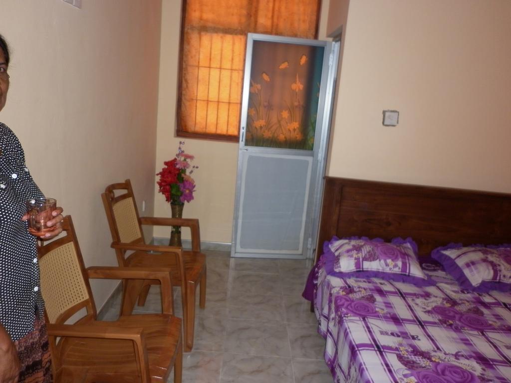 Seetha'S Hostel Negombo Chambre photo