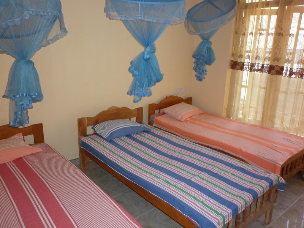 Seetha'S Hostel Negombo Extérieur photo