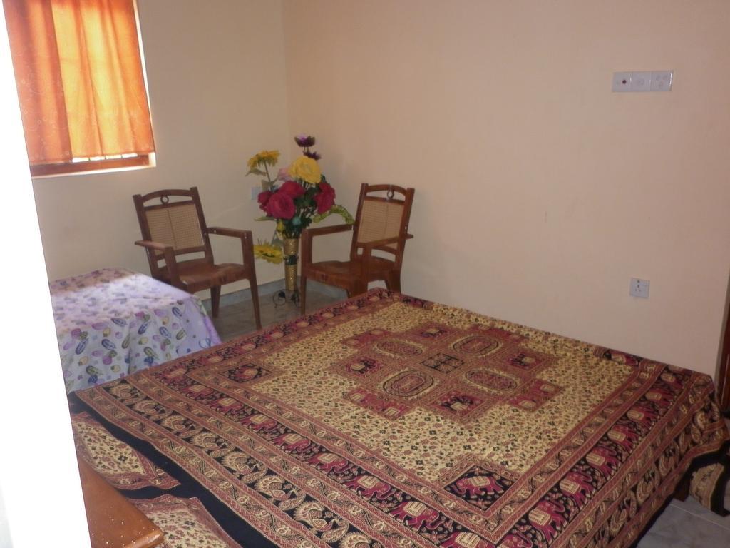 Seetha'S Hostel Negombo Chambre photo