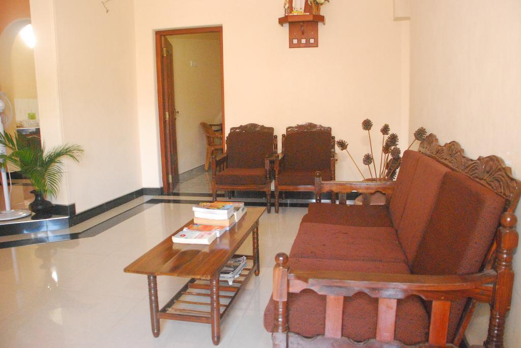 Seetha'S Hostel Negombo Extérieur photo