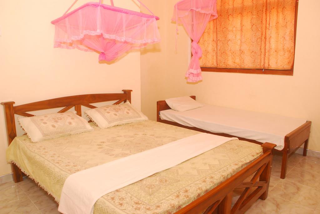 Seetha'S Hostel Negombo Extérieur photo